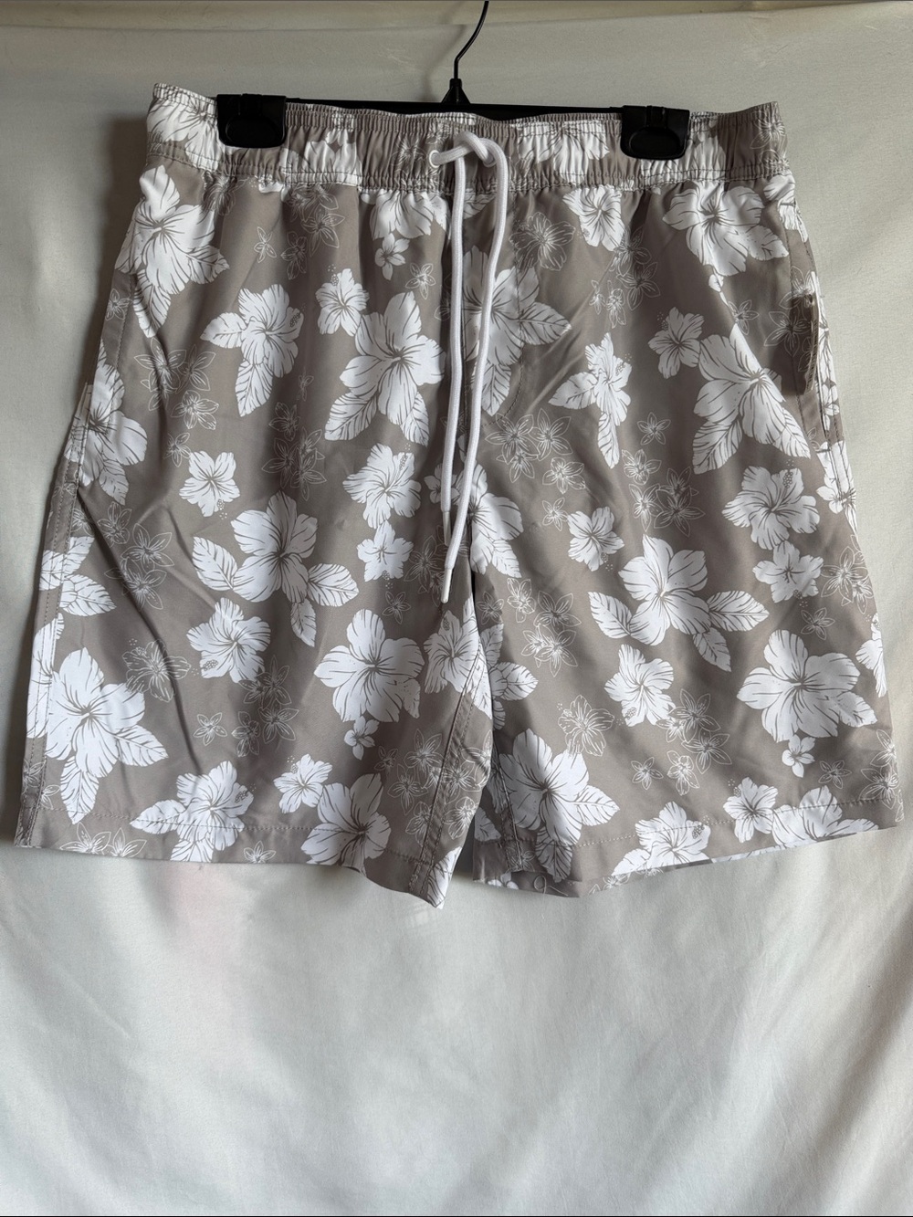 Amazon Essentials Men's Taupe and White Floral Swim Shorts